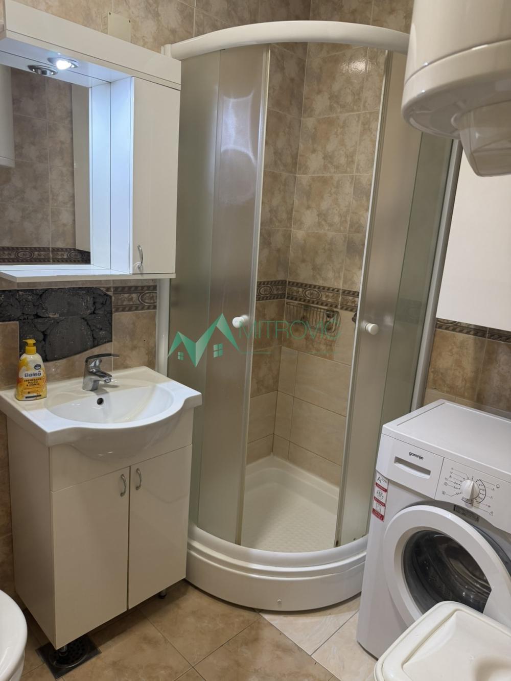 Slika 3 -  Stan za izdavanje, 28m2, 350€