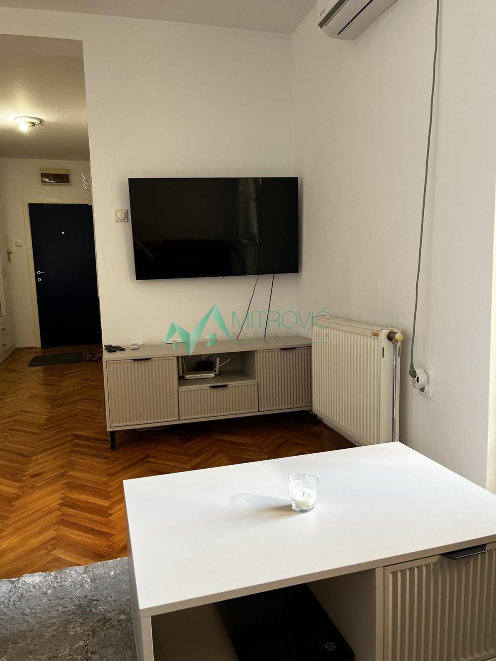 Slika 2 -  Stan za izdavanje, 30m2, 300€