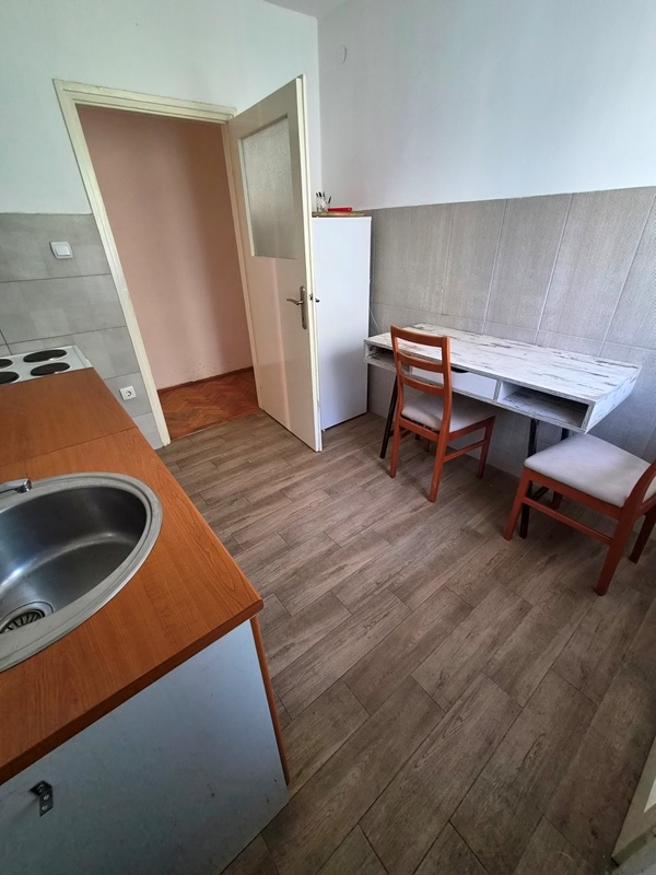 Slika 5 - Pera Ćetkovića, Dvosoban stan na prodaju, 50m2, 149.000€