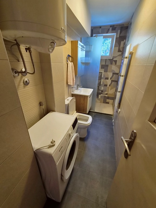 Slika 6 - Pera Ćetkovića, Dvosoban stan na prodaju, 50m2, 149.000€