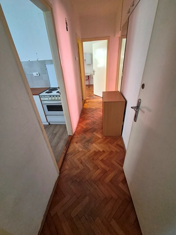 Slika 3 - Pera Ćetkovića, Dvosoban stan na prodaju, 50m2, 149.000€
