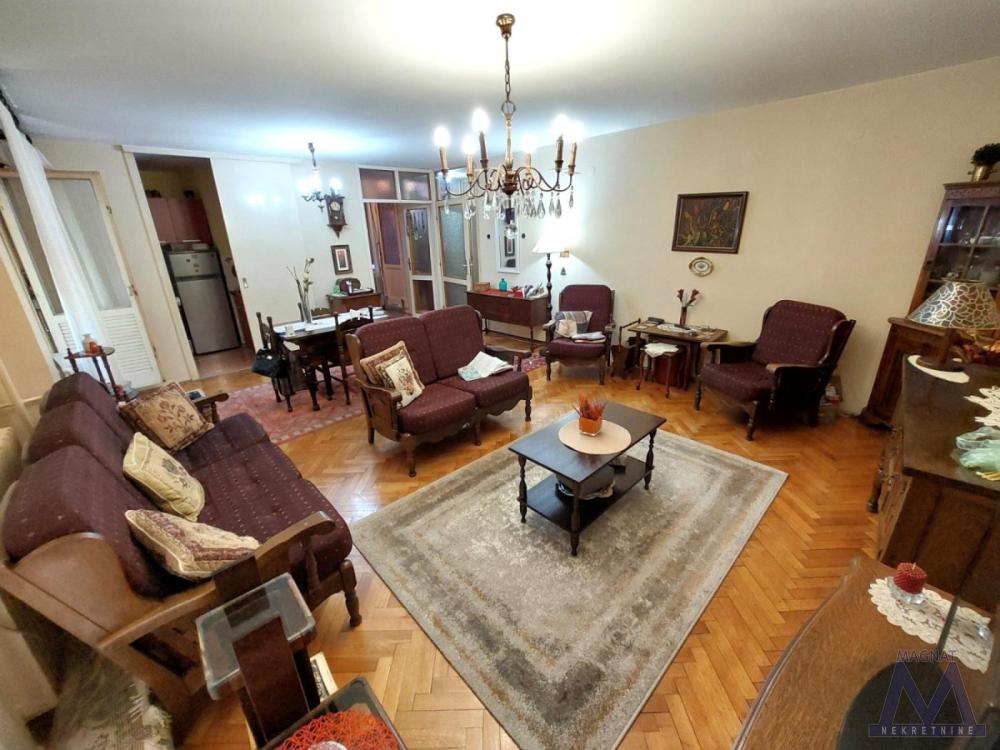 Slika 1 - Dvoiposoban stan na prodaju, 78m2, 206.000€