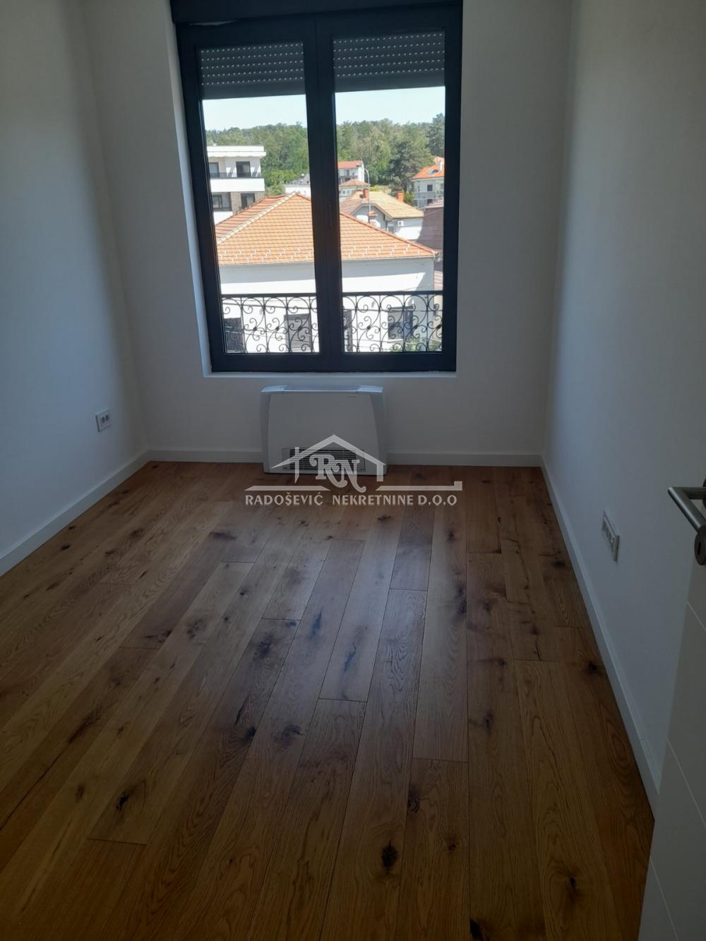 Slika 10 - Trstenjakova, Troiposoban stan za izdavanje, 70m2, 750€