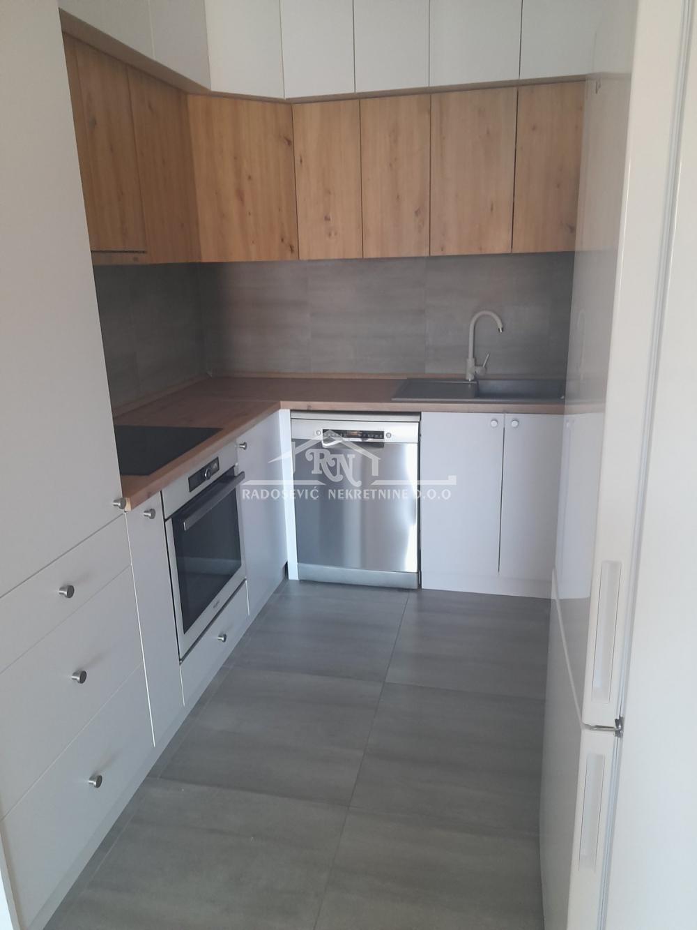 Slika 5 - Trstenjakova, Troiposoban stan za izdavanje, 70m2, 750€