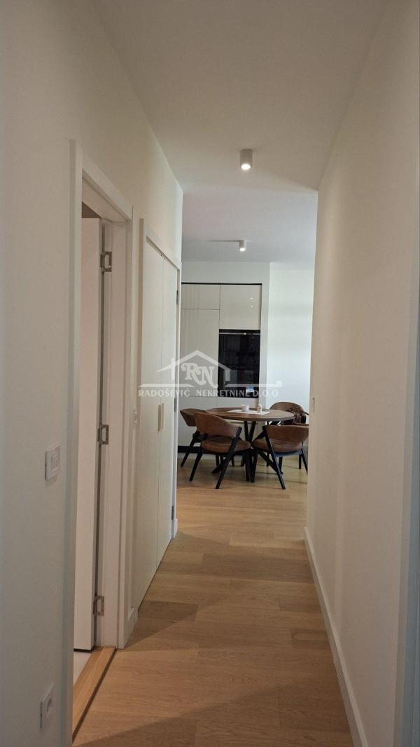 Slika 6 - Luke Ćelovića Trebinjca, Trosoban stan za izdavanje, 70m2, 1.600€