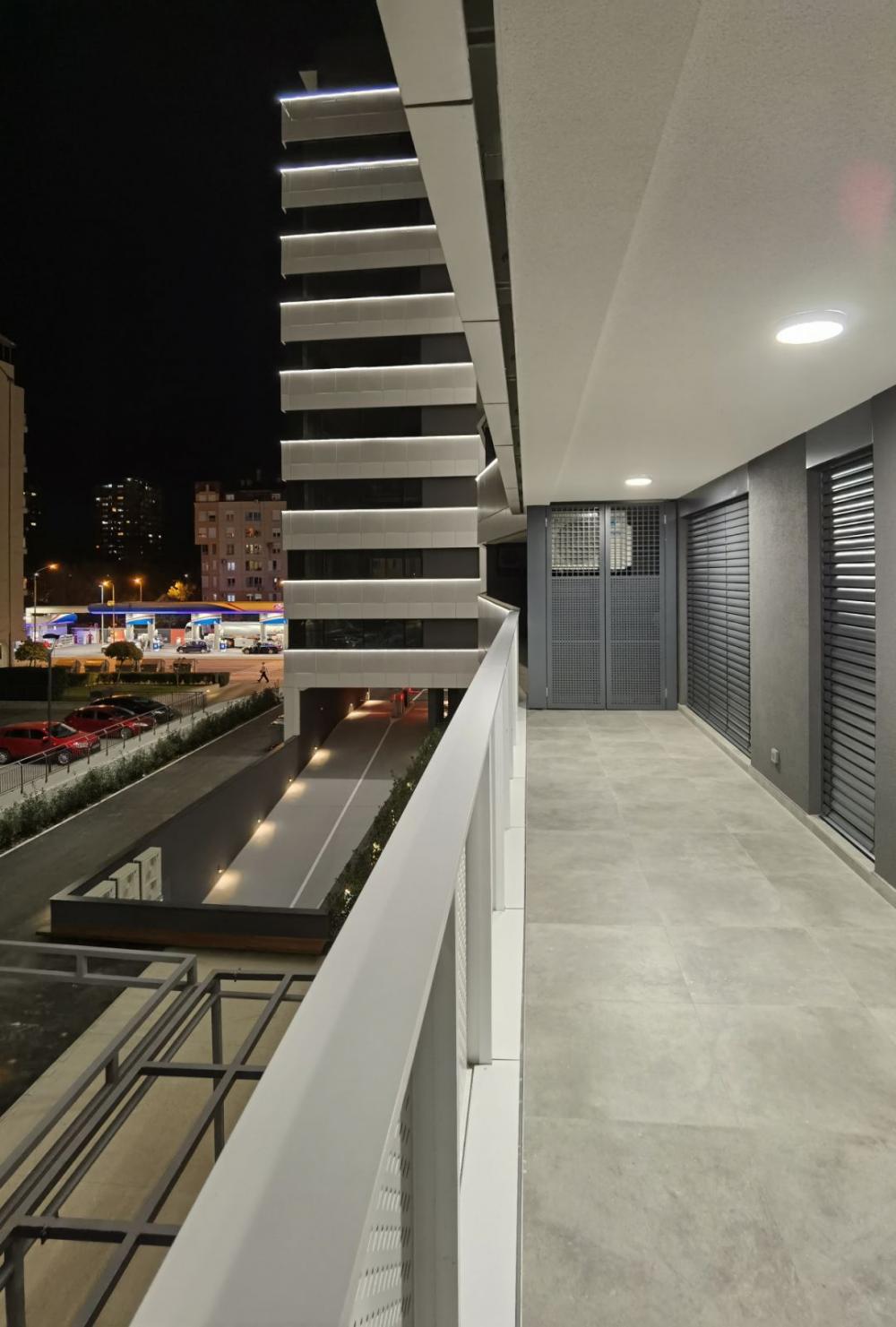 Slika 6 - Džona Kenedija, Dvoiposoban stan za izdavanje, 86m2, 1.600€