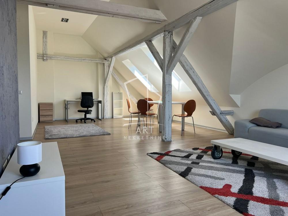 Slika 1 - Kosančićev Venac, Trosoban stan za izdavanje, 64m2, 1.300€