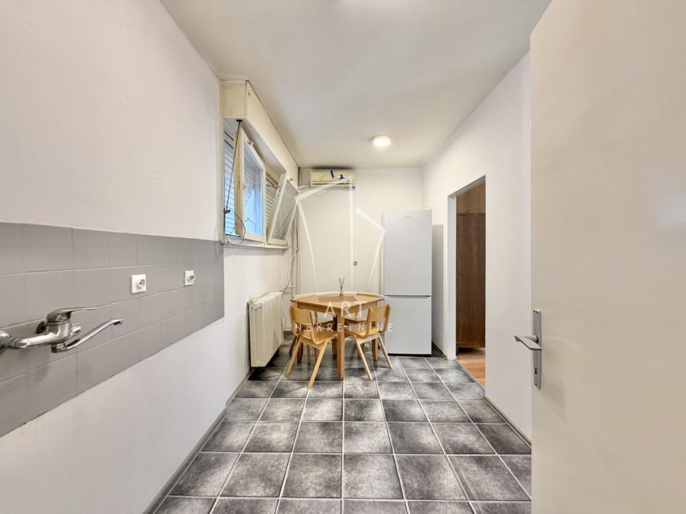 Slika 11 - Bele Bartoka, Troiposoban stan na prodaju, 70m2, 159.000€