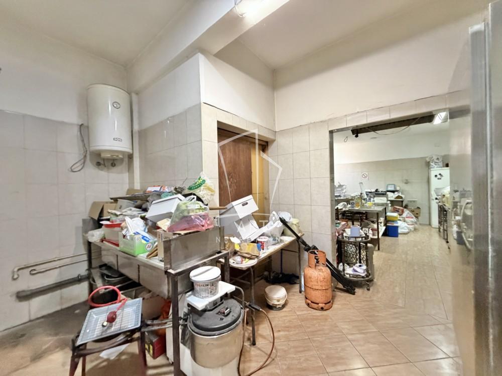 Slika 8 - Hajduk Stojka,  Lokal na prodaju, 395m2, 650.000€