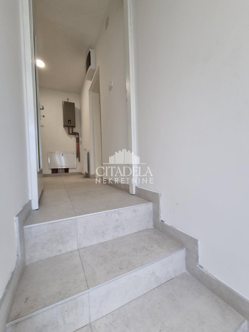 Slika 1 - Buljubaše Ranka Uroševića, Trosoban stan za izdavanje, 85m2, 450€