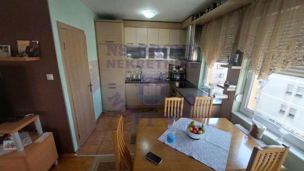 Slika 1 - Četvorosoban stan na prodaju, 94m2, 267.800€
