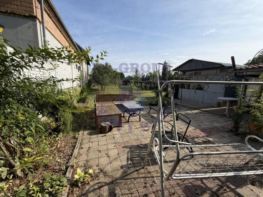 Slika 2 -  Plac na prodaju, čenej, 74.270€