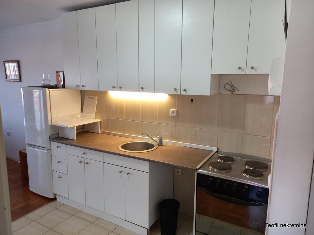 Slika 10 - Ugrinovački put, Dvoiposoban stan na prodaju, 60m2, 121.500€