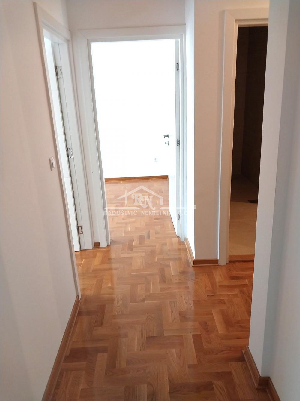 Slika 10 - Milorada Jovanovića, Dvoiposoban stan na prodaju, 55m2, 165.720€