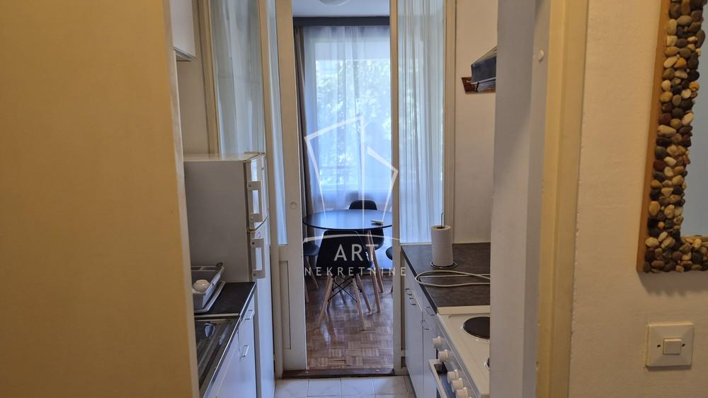 Slika 8 - Milentija Popovića, Jednoiposoban stan za izdavanje, 48m2, 600€