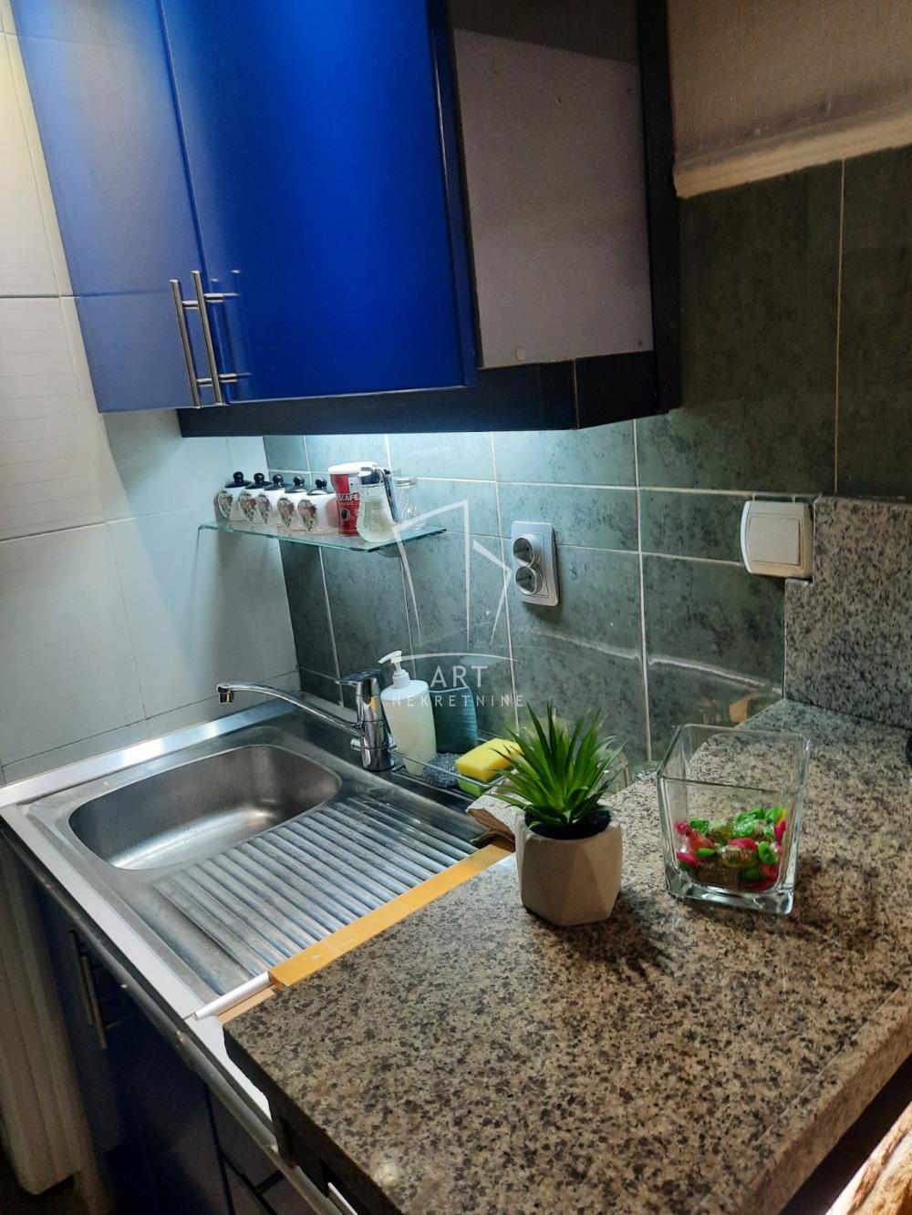 Slika 10 - Niška, Dvosoban stan za izdavanje, 44m2, 690€
