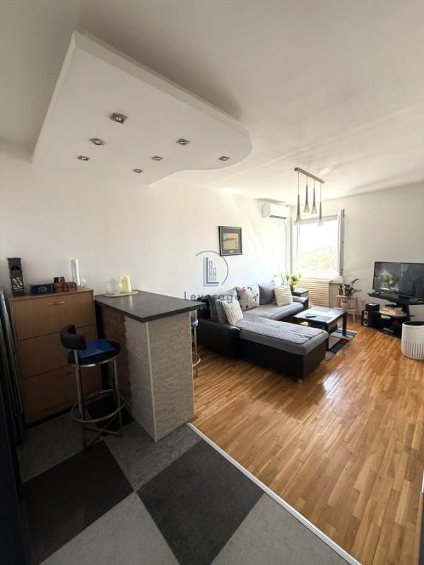 Slika 1 - Bele Bartoka, Trosoban stan na prodaju, 75m2, 159.000€