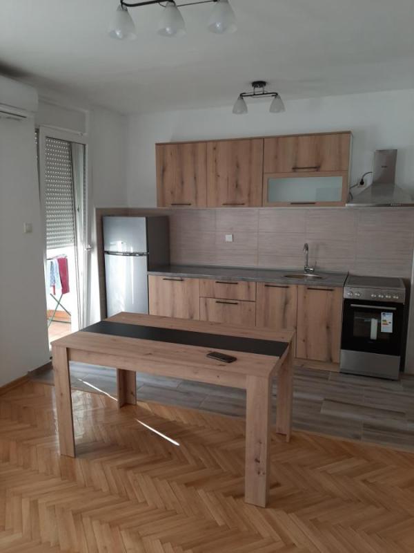 Slika 4 - Trosoban stan za izdavanje, 82m2, 650€