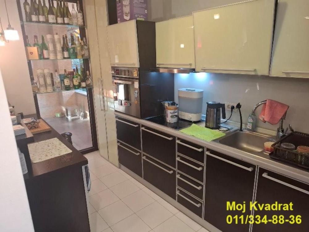 Slika 4 - Četvorosoban stan na prodaju, 90m2, 339.000€