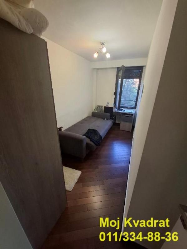 Slika 8 - Četvorosoban stan na prodaju, 90m2, 339.000€
