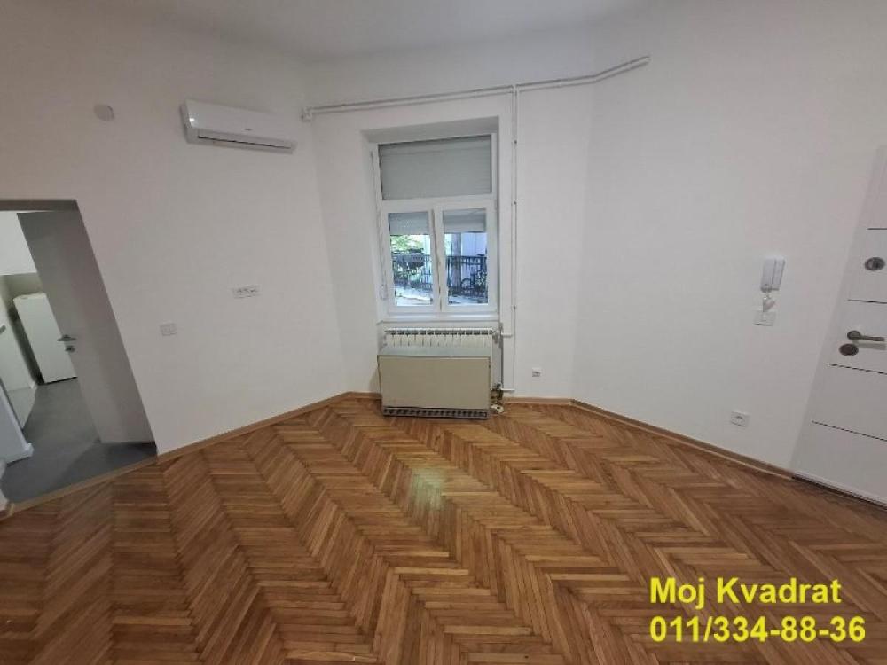 Slika 1 -  Lokal za izdavanje, 40m2, 570€
