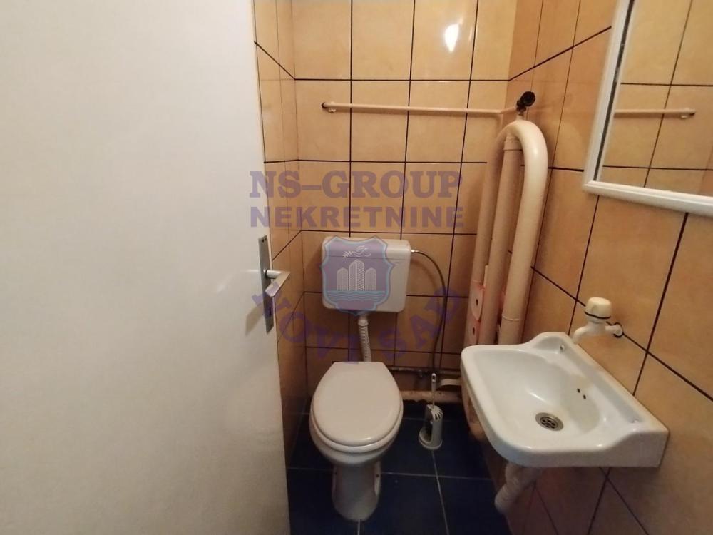 Slika 11 - Bulevar oslobođenja, Trosoban stan na prodaju, 73m2, 257.500€