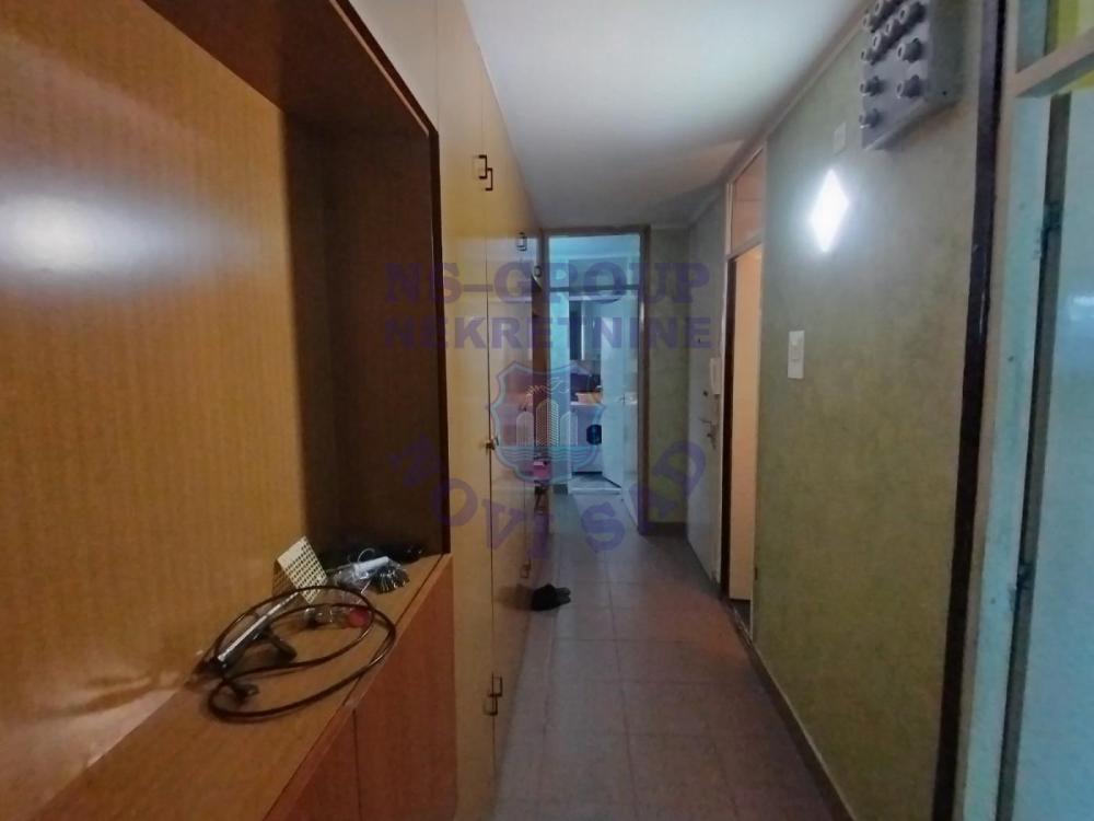 Slika 9 - Bulevar oslobođenja, Trosoban stan na prodaju, 73m2, 257.500€