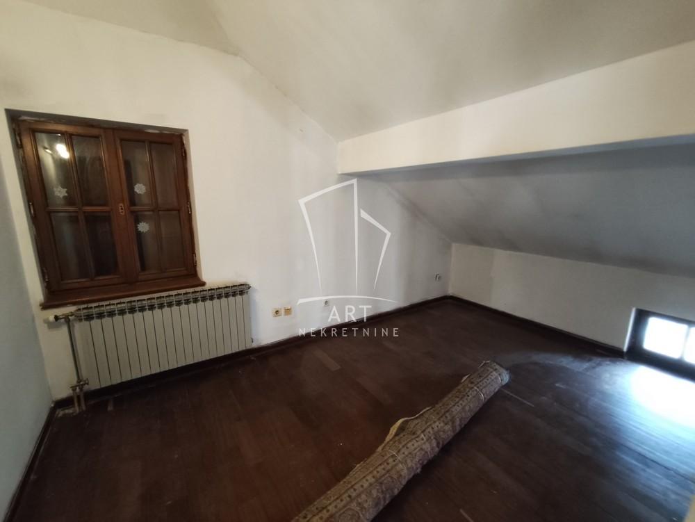 Slika 2 - Južni Bulevar, Kuća za izdavanje, 167m2, 1.000€