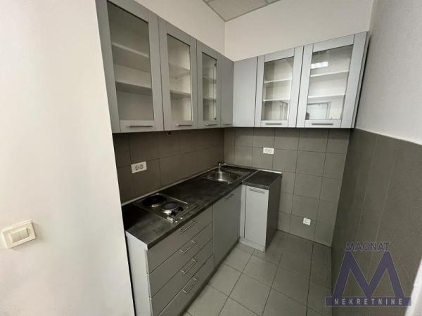 Slika 5 -  Lokal za izdavanje, 180m2, 1.700€