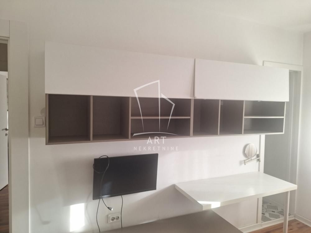 Slika 4 - Južni Bulevar, Dvosoban stan za izdavanje, 38m2, 650€