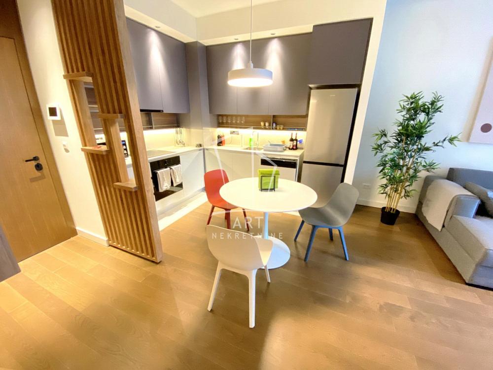 Slika 10 - Hercegovačka, Dvosoban stan za izdavanje, 70m2, 1.850€