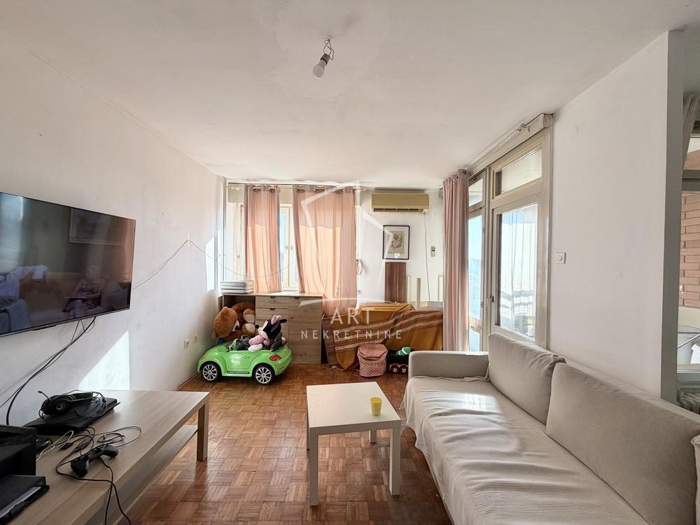 Slika 2 - Paunova, Četvorosoban stan na prodaju, 84m2, 240.000€