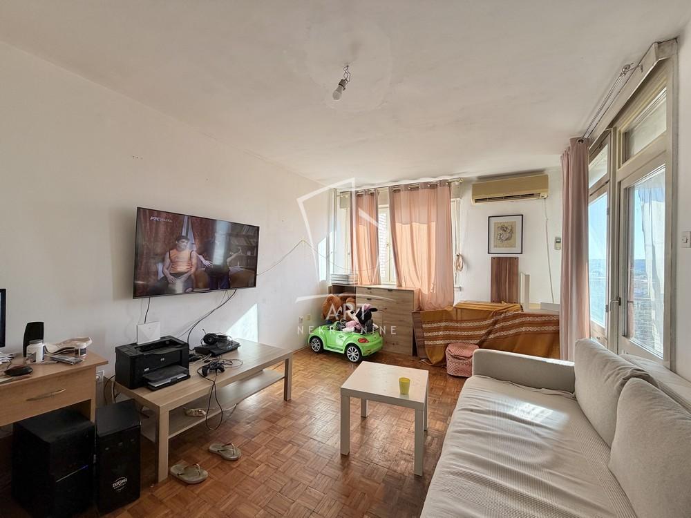 Slika 1 - Paunova, Četvorosoban stan na prodaju, 84m2, 240.000€