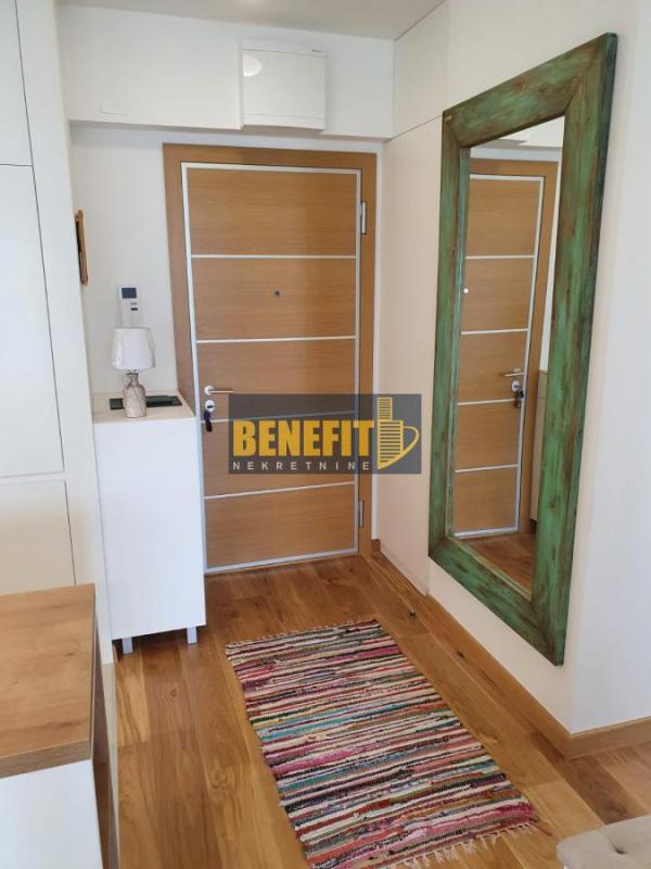Slika 11 - Četvorosoban stan za izdavanje, 81m2, 1.300€