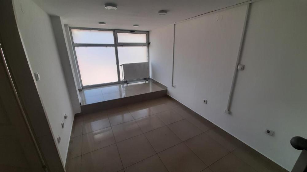 Slika 8 -  Lokal za izdavanje, 100m2, 600€