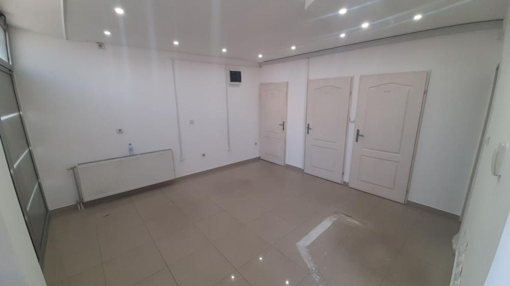 Slika 1 -  Lokal za izdavanje, 100m2, 600€