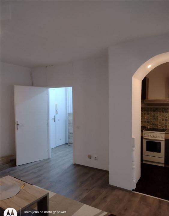 Slika 3 - Pupinova, Trosoban stan za izdavanje, 55m2, 400€