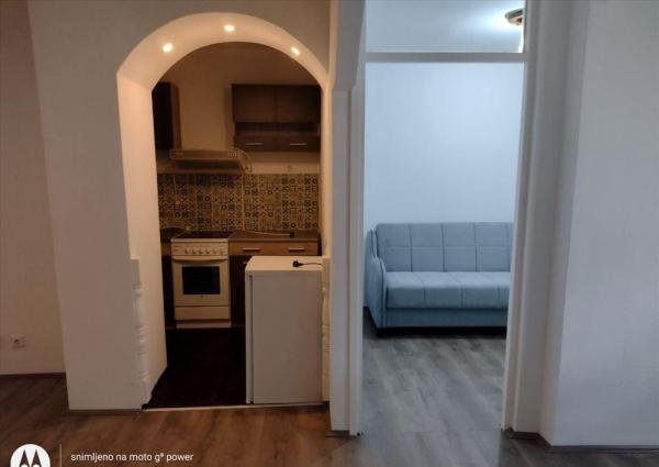 Slika 8 - Pupinova, Trosoban stan za izdavanje, 55m2, 400€