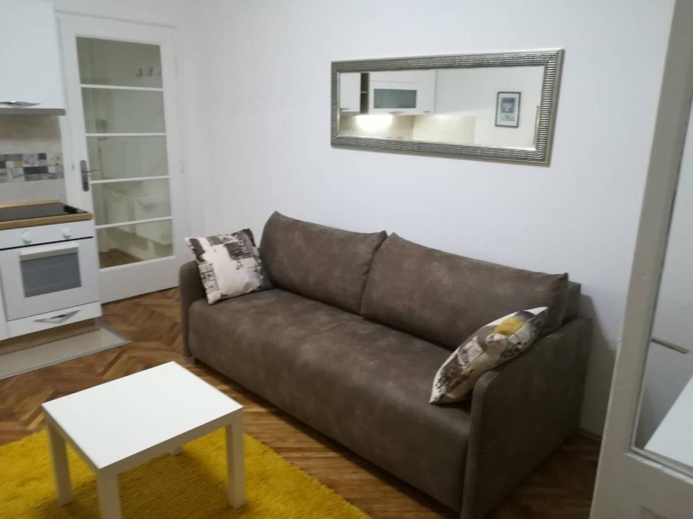 Slika 1 - Golsvordijeva,  Stan za izdavanje, 24m2, 500€