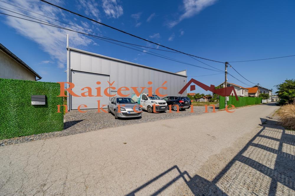 Slika 1 - Borca,  Lokal za izdavanje, 310m2, 2.200€