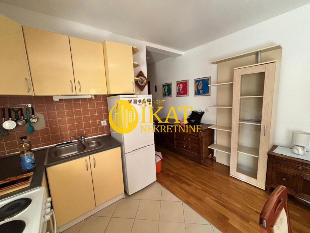 Slika 8 - Đevđelijska, Jednoiposoban stan za izdavanje, 45m2, 550€