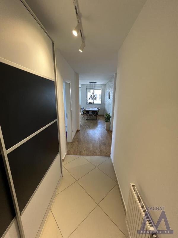 Slika 8 - Četvorosoban stan za izdavanje, 850€