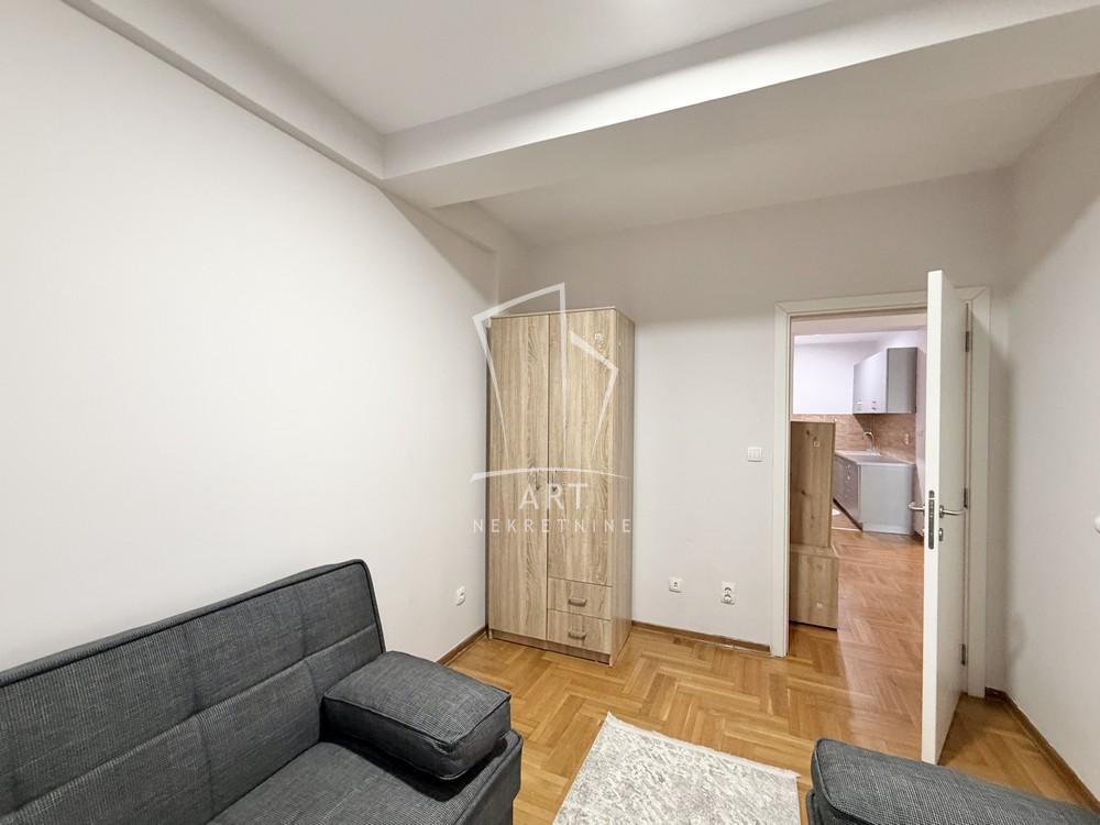 Slika 3 - Gospodara Vučića, Trosoban stan za izdavanje, 62m2, 900€