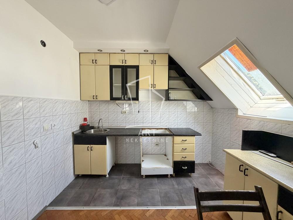 Slika 1 - Ljubice Ivošević-Dimitrov, Trosoban stan na prodaju, 55m2, 170.000€