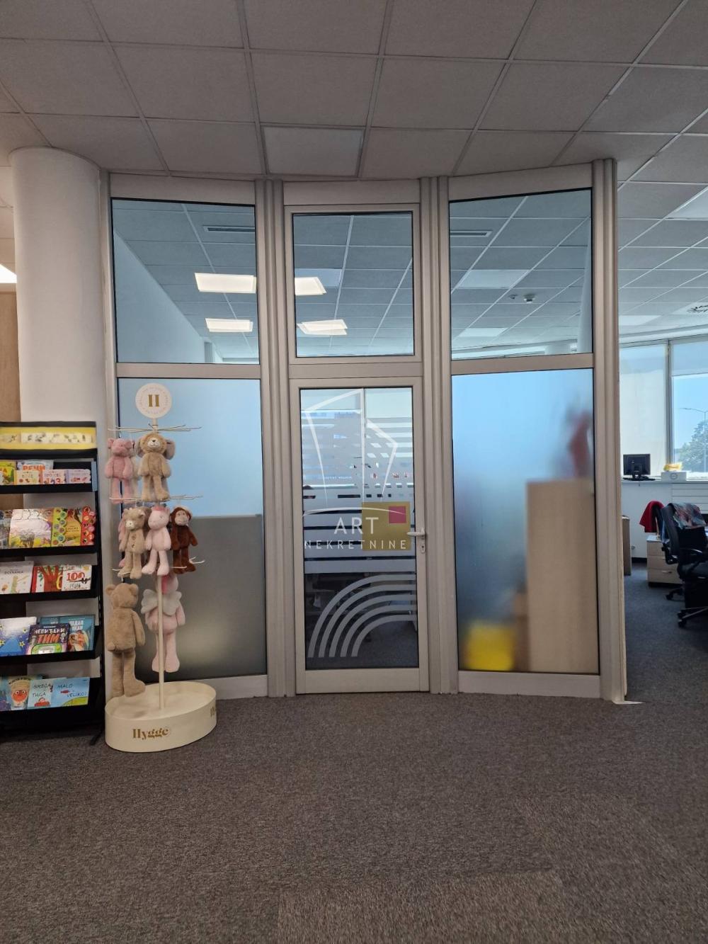 Slika 9 - Tošin bunar,  Lokal za izdavanje, 119m2, 1.920€