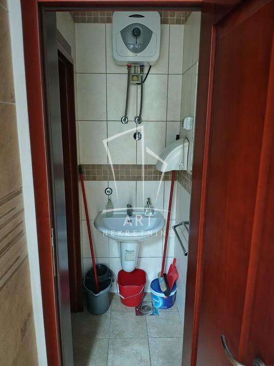 Slika 5 - Cara Nikolaja II,  Lokal za izdavanje, 58m2, 700€