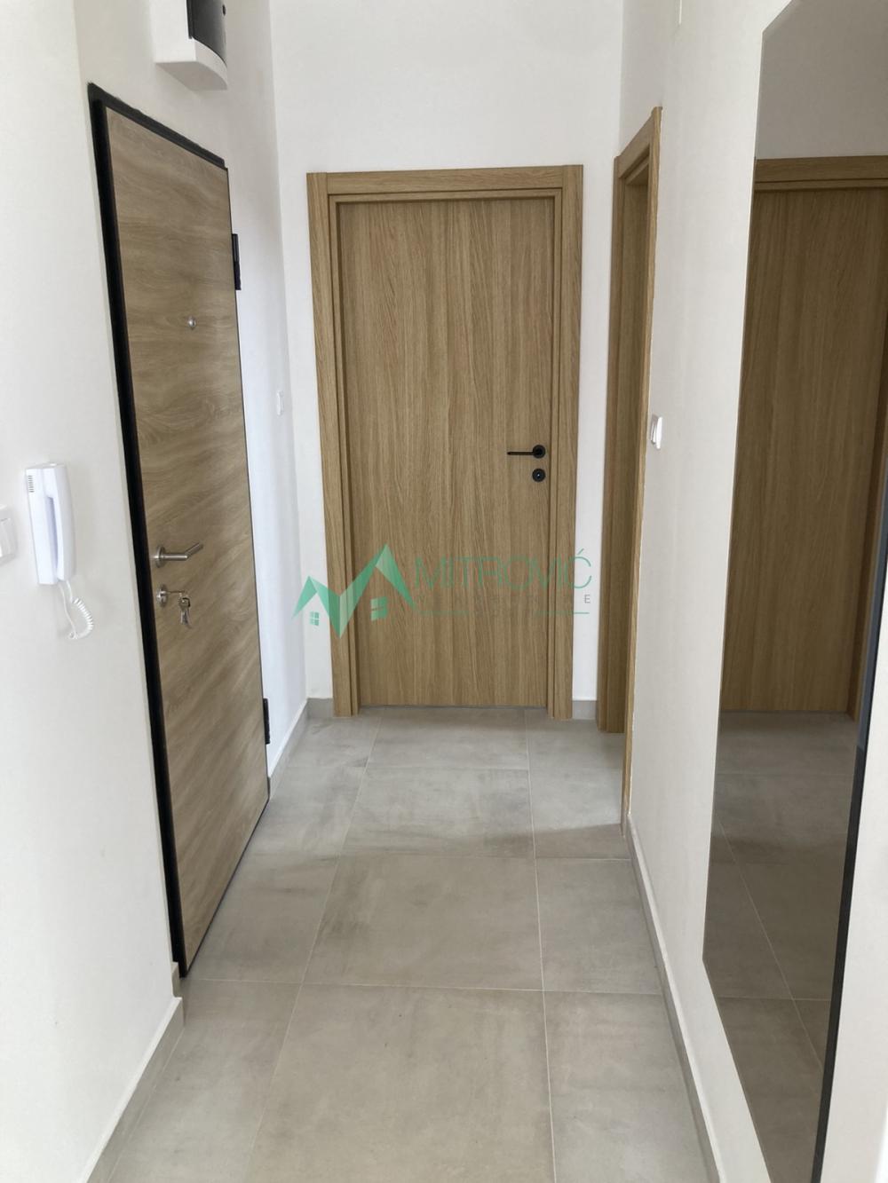 Slika 6 - Jednoiposoban stan za izdavanje, 40m2, 350€