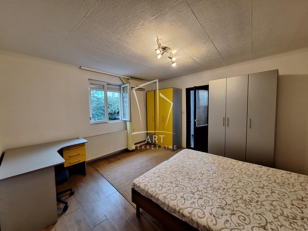 Slika 4 - Manasijeva, Jednoiposoban stan za izdavanje, 37m2, 300€