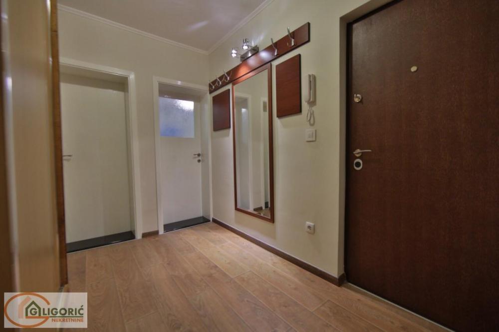 Slika 9 - Dvosoban stan za izdavanje, 64m2, 700€