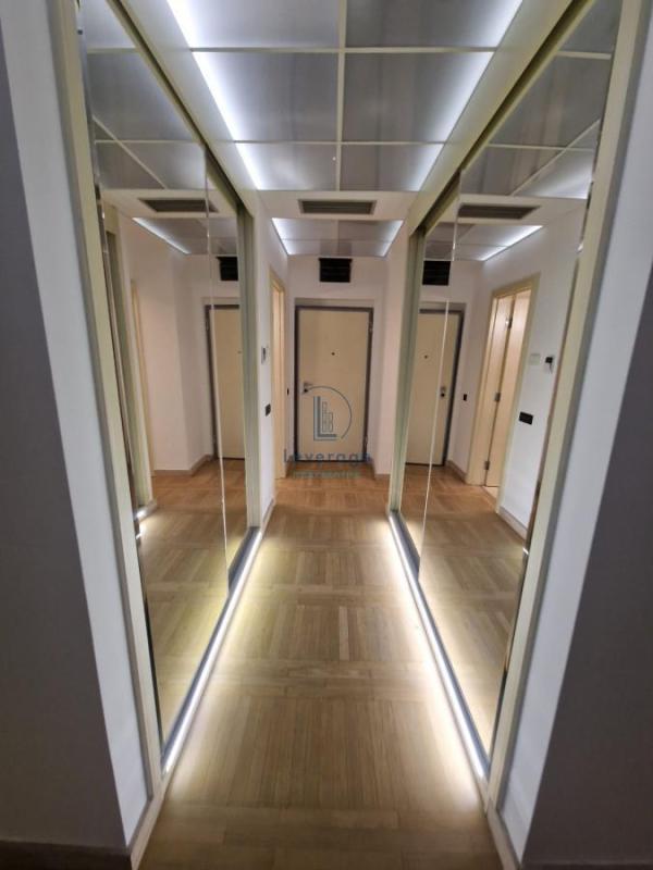Slika 11 - Velisava Vulovića, Četvorosoban stan za izdavanje, 148m2, 2.400€